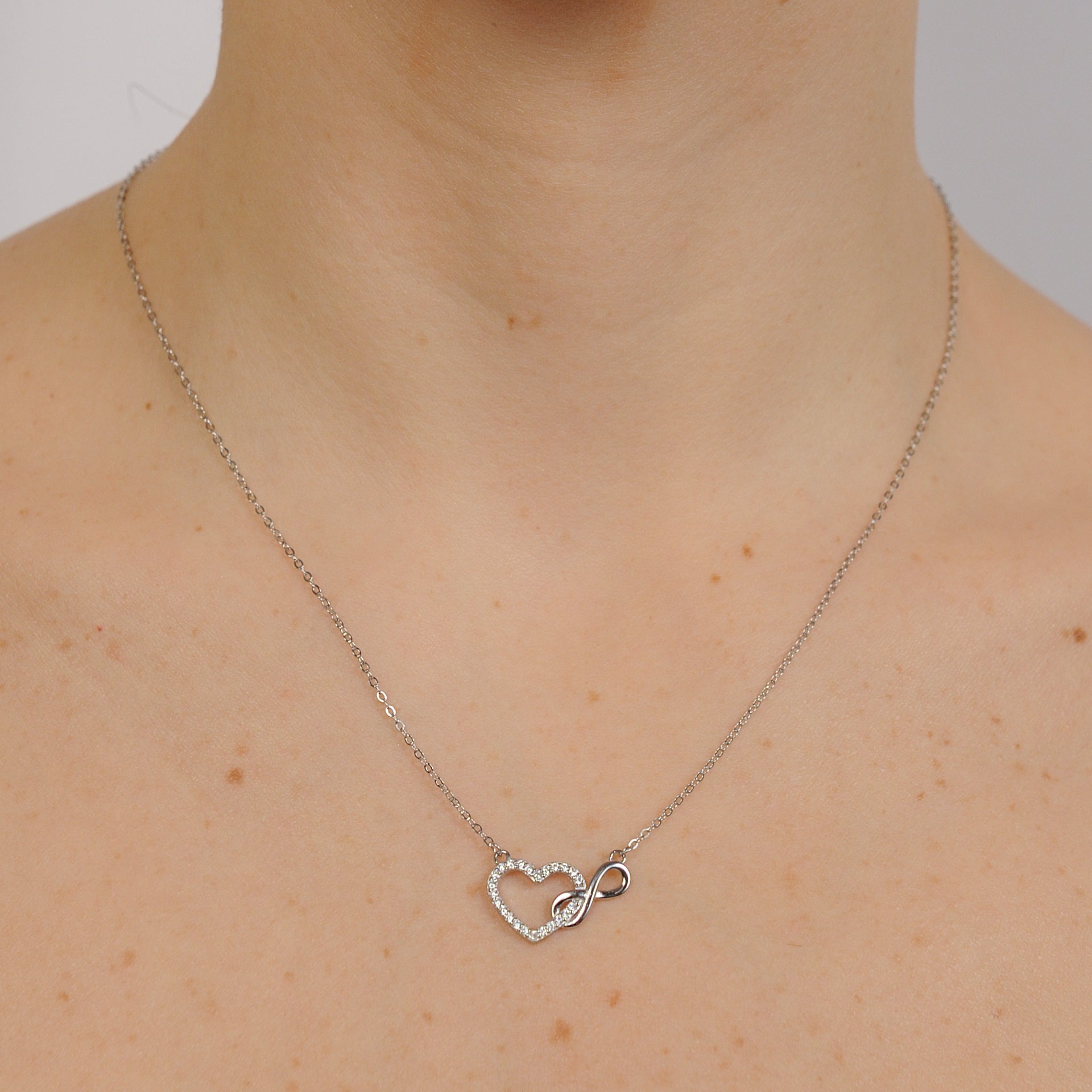 Collana Infinity Love Gold