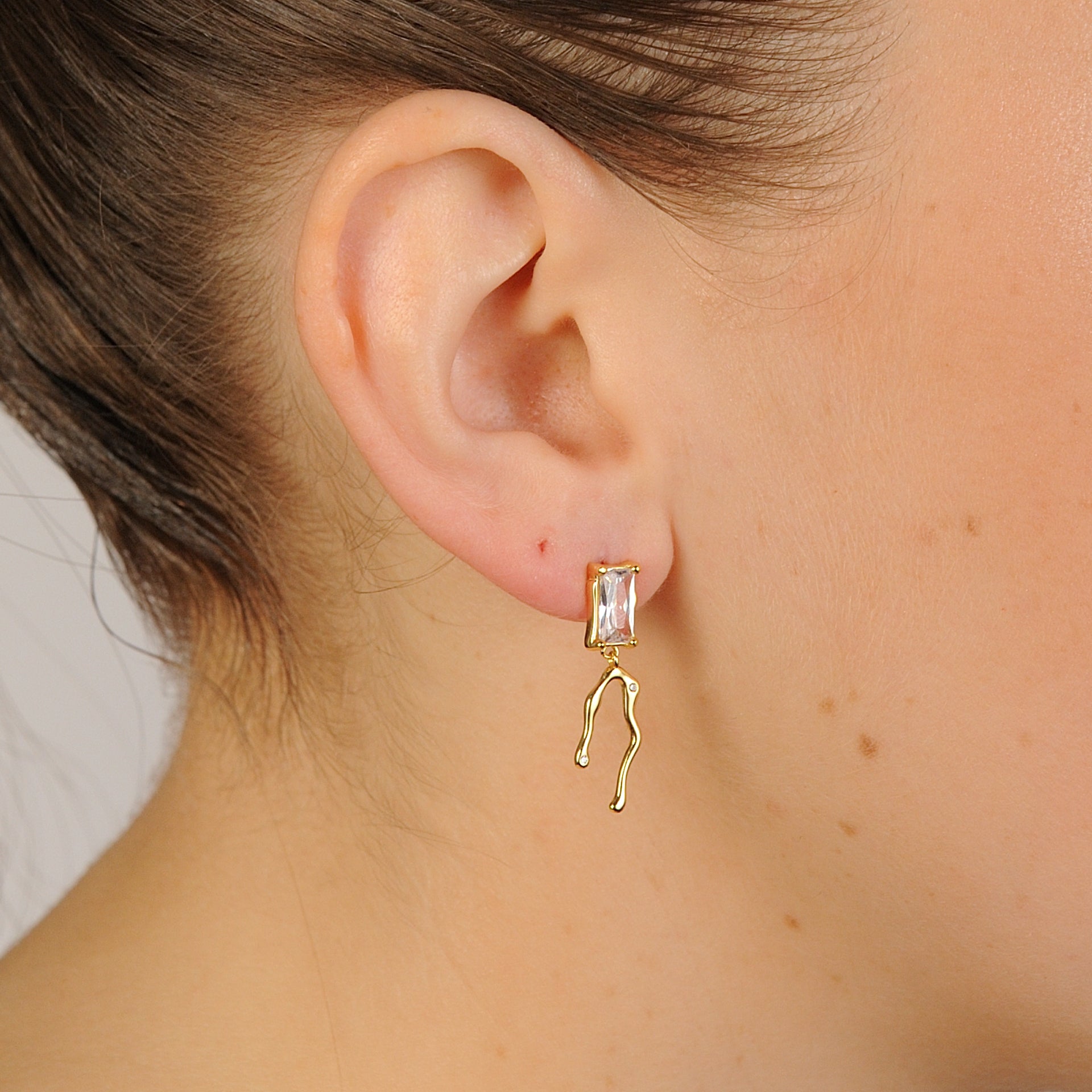 Roots of Life Gold Baguette Earrings Pair